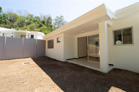 House For Sale in Playa Herradura